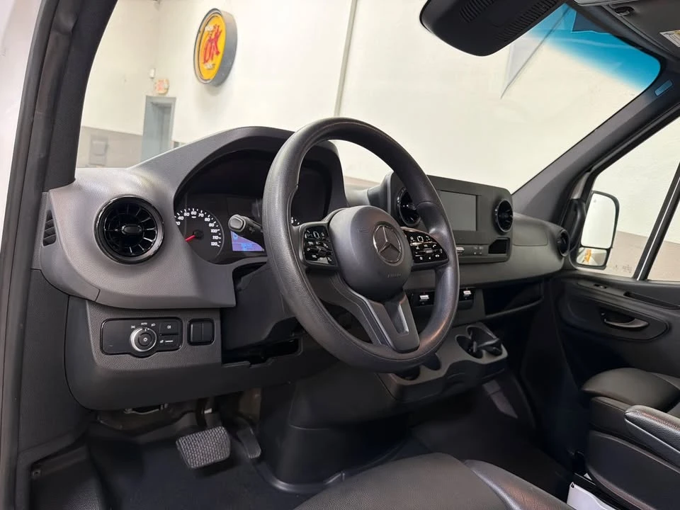 2020 Mercedes-Benz VS30 Sprinter - Image 13 of 20