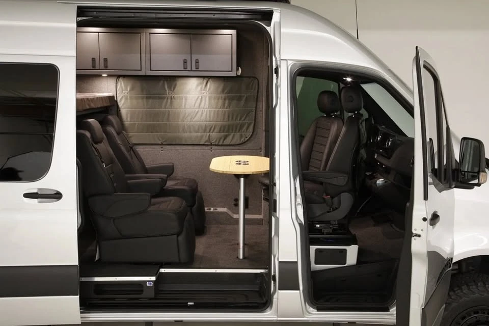 2020 Mercedes-Benz VS30 Sprinter - Image 8 of 19