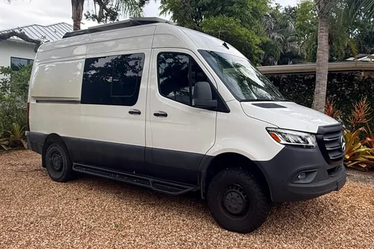 2020 Mercedes-Benz Sprinter 2500 4x4 Custom Camper