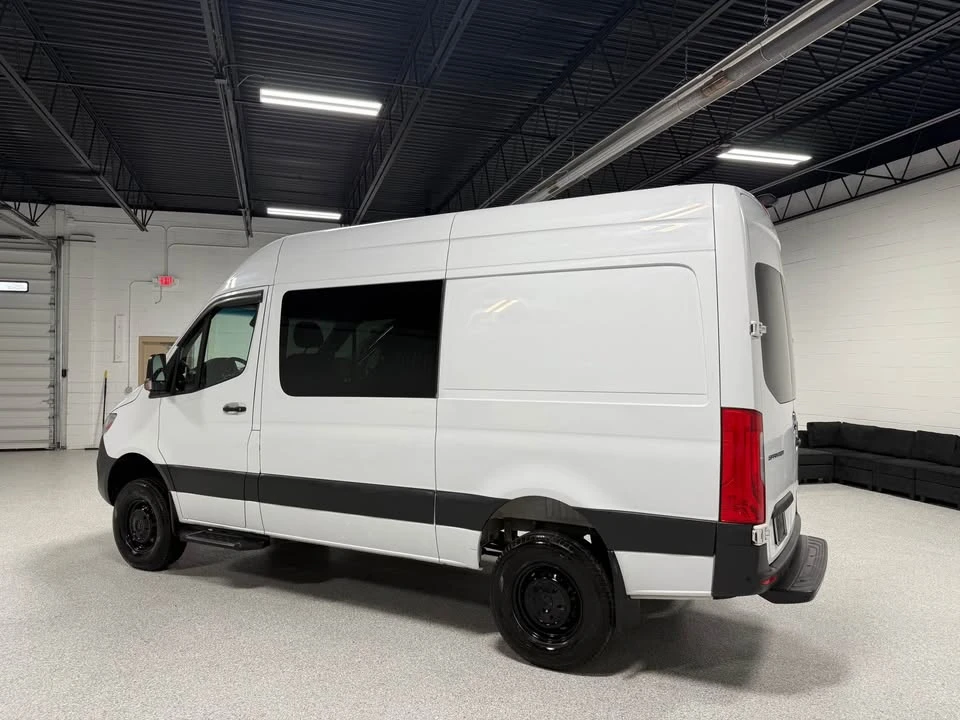 2020 Mercedes-Benz VS30 Sprinter - Image 9 of 16