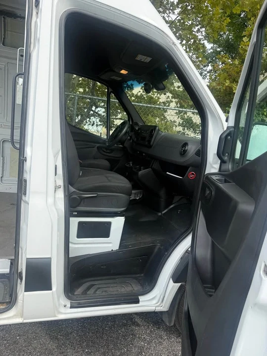 2020 Mercedes-Benz VS30 Sprinter - Image 7 of 11