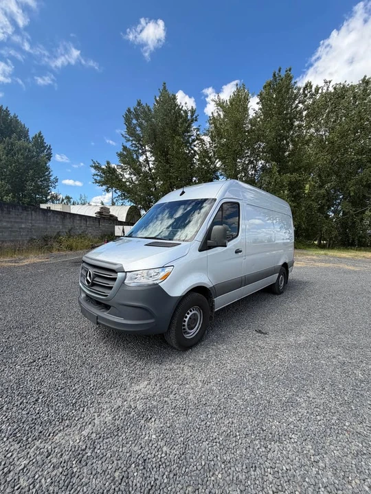 2020 Mercedes-Benz VS30 Sprinter - Image 2 of 20