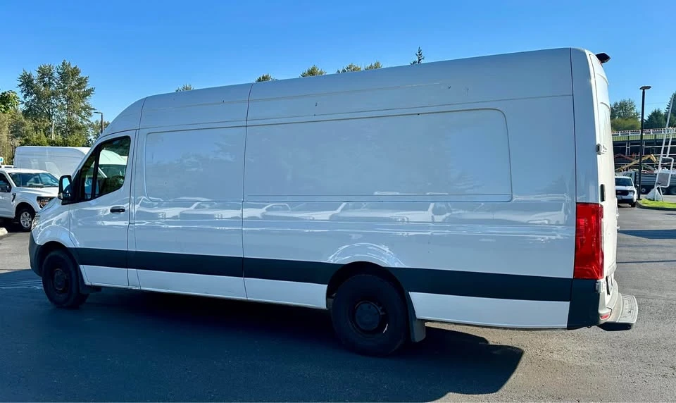 2020 Mercedes-Benz VS30 Sprinter - Image 7 of 10