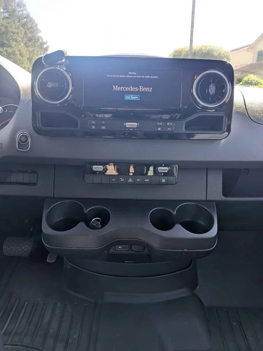 2020 Mercedes-Benz VS30 Sprinter - Image 7 of 16