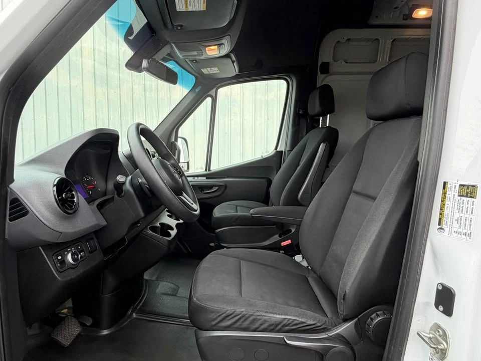 2020 Mercedes-Benz VS30 Sprinter - Image 10 of 20
