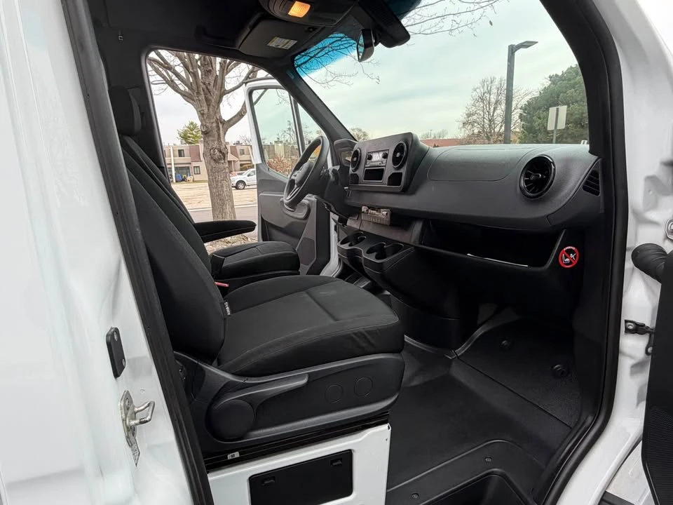 2020 Mercedes-Benz VS30 Sprinter - Image 16 of 20
