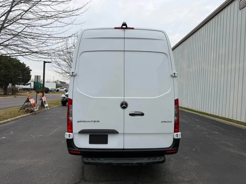 2020 Mercedes-Benz VS30 Sprinter - Image 4 of 20