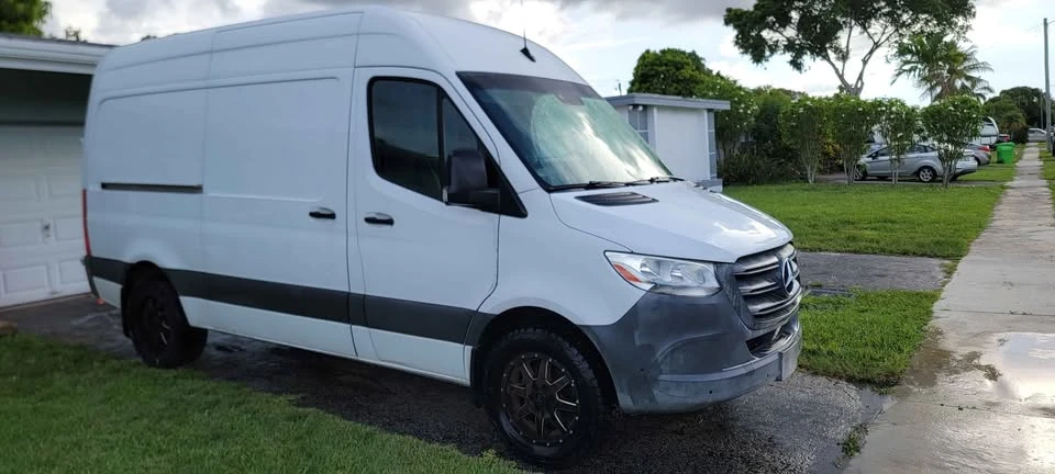 2020 Mercedes-Benz VS30 Sprinter - Image 3 of 9