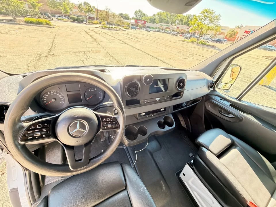2020 Mercedes-Benz VS30 Sprinter - Image 19 of 20