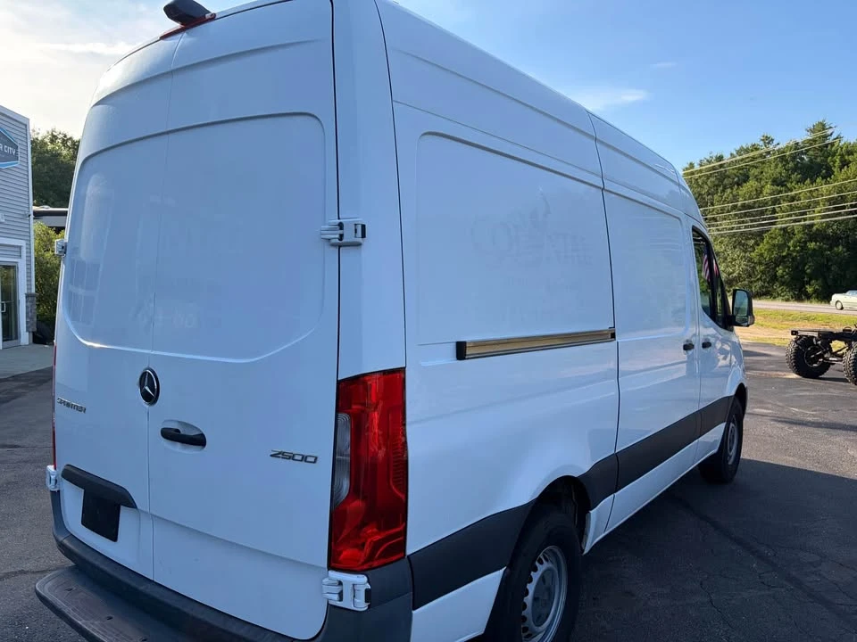 2020 Mercedes-Benz VS30 Sprinter - Image 9 of 20