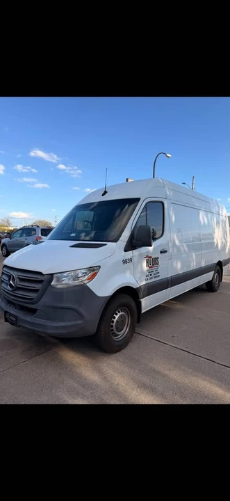 2020 Mercedes-Benz VS30 Sprinter - Image 4 of 5