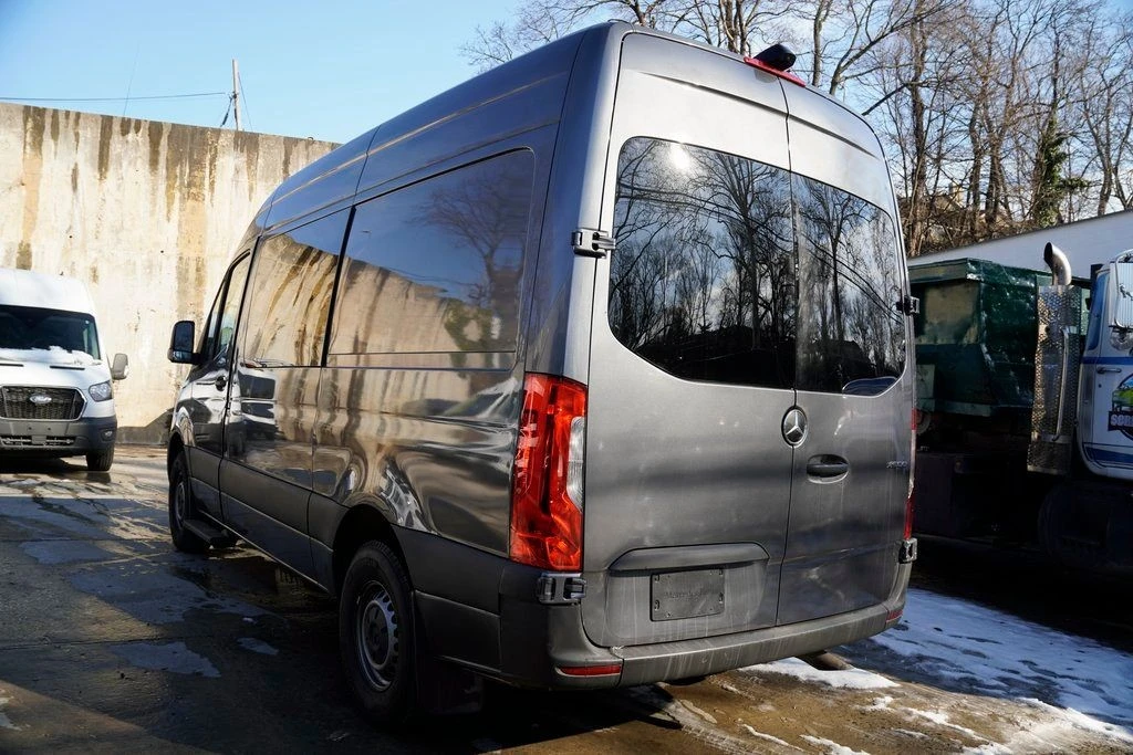 2020 Mercedes-Benz VS30 Sprinter - Image 4 of 21