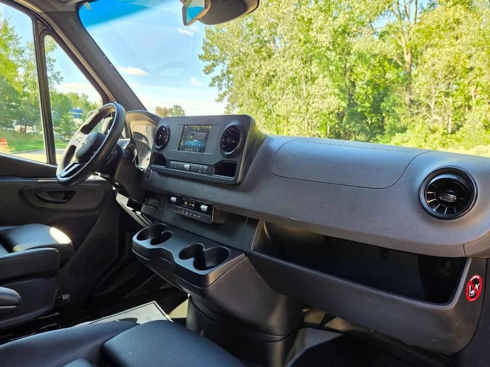 2020 Mercedes-Benz VS30 Sprinter - Image 7 of 18