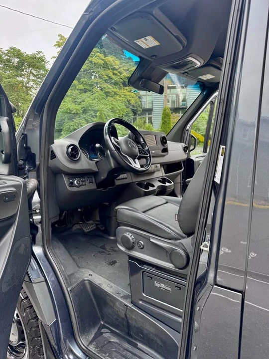 2020 Mercedes-Benz VS30 Sprinter - Image 10 of 18