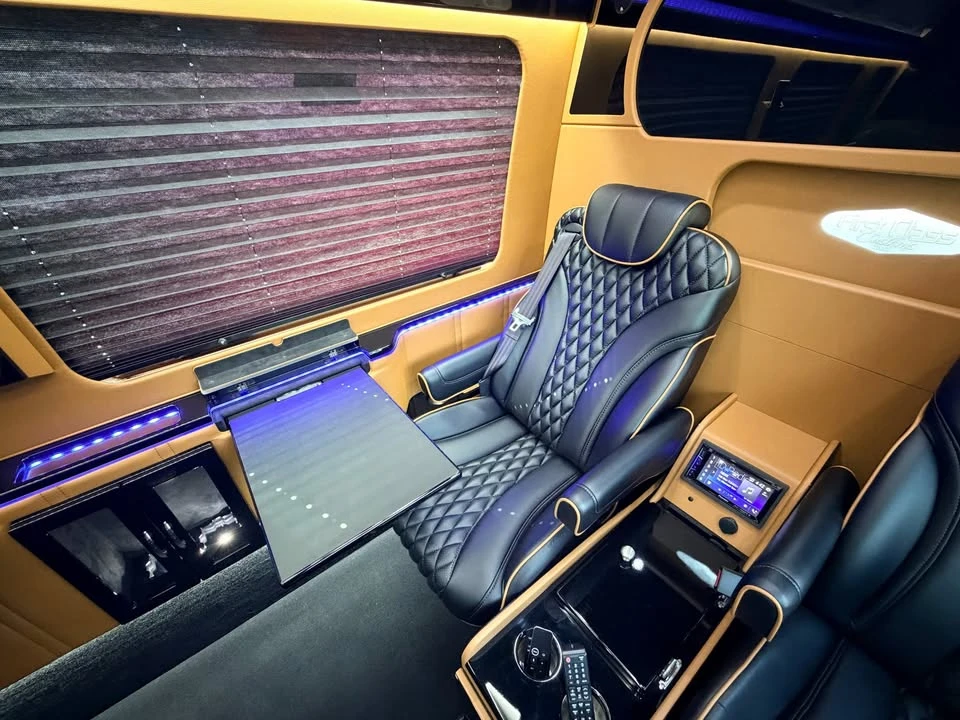 2020 Mercedes-Benz VS30 Sprinter - Image 14 of 20