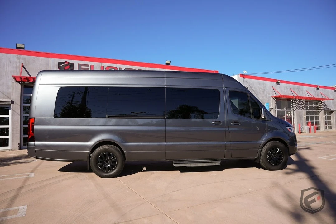 2020 Mercedes-Benz VS30 Sprinter - Image 10 of 12