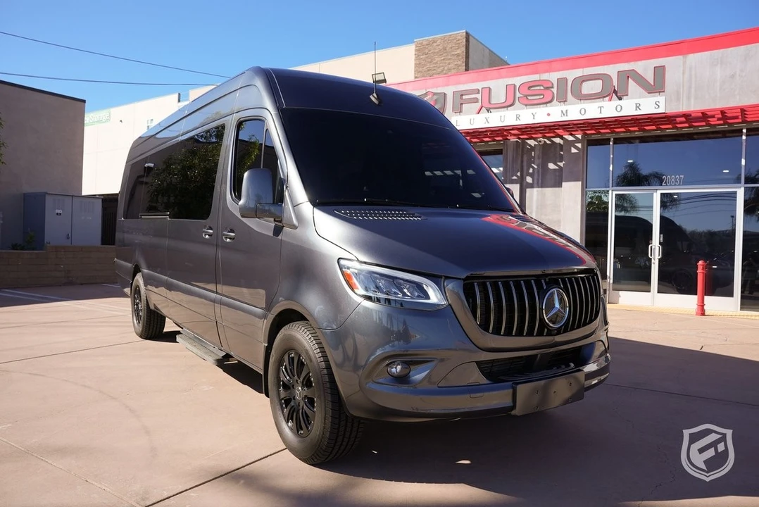 2020 Mercedes-Benz VS30 Sprinter - Image 2 of 12