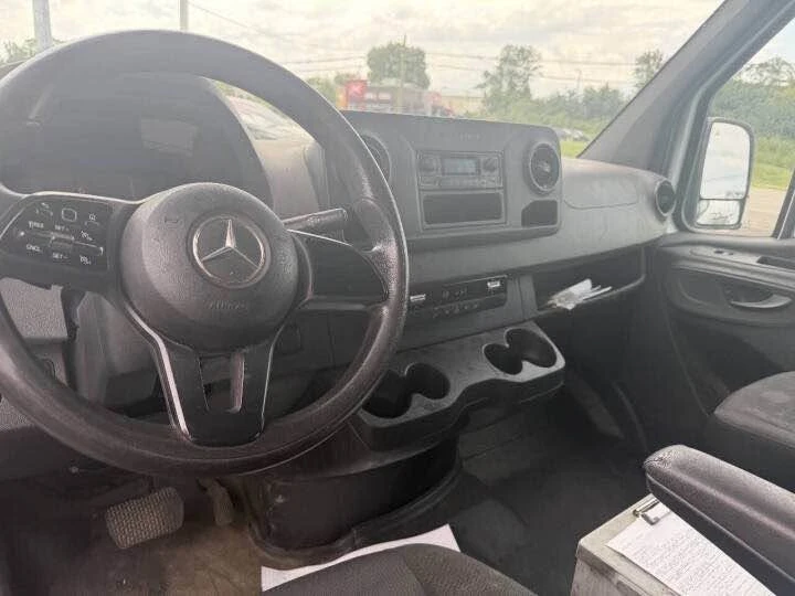 2020 Mercedes-Benz VS30 Sprinter - Image 4 of 6