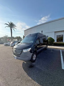 2020 Mercedes-Benz Sprinter 2500 Passenger 170