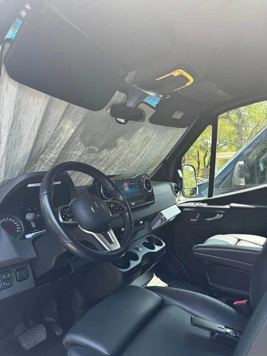 2020 Mercedes-Benz VS30 Sprinter - Image 9 of 9