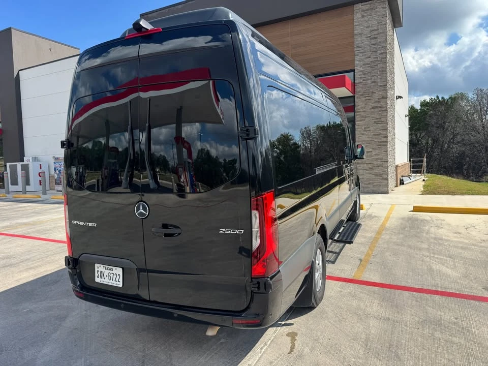 2020 Mercedes-Benz VS30 Sprinter - Image 4 of 9