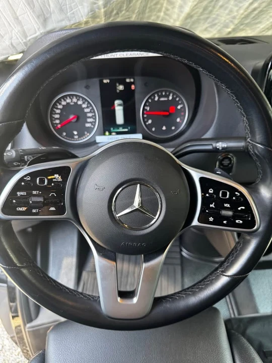 2020 Mercedes-Benz VS30 Sprinter - Image 8 of 9