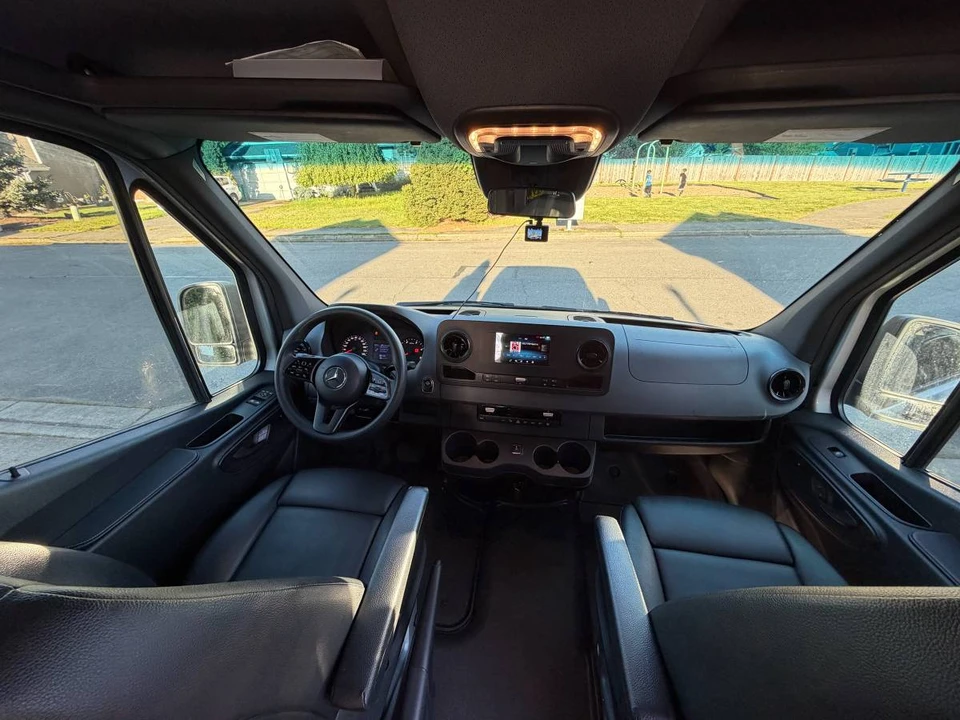 2020 Mercedes-Benz VS30 Sprinter - Image 11 of 12