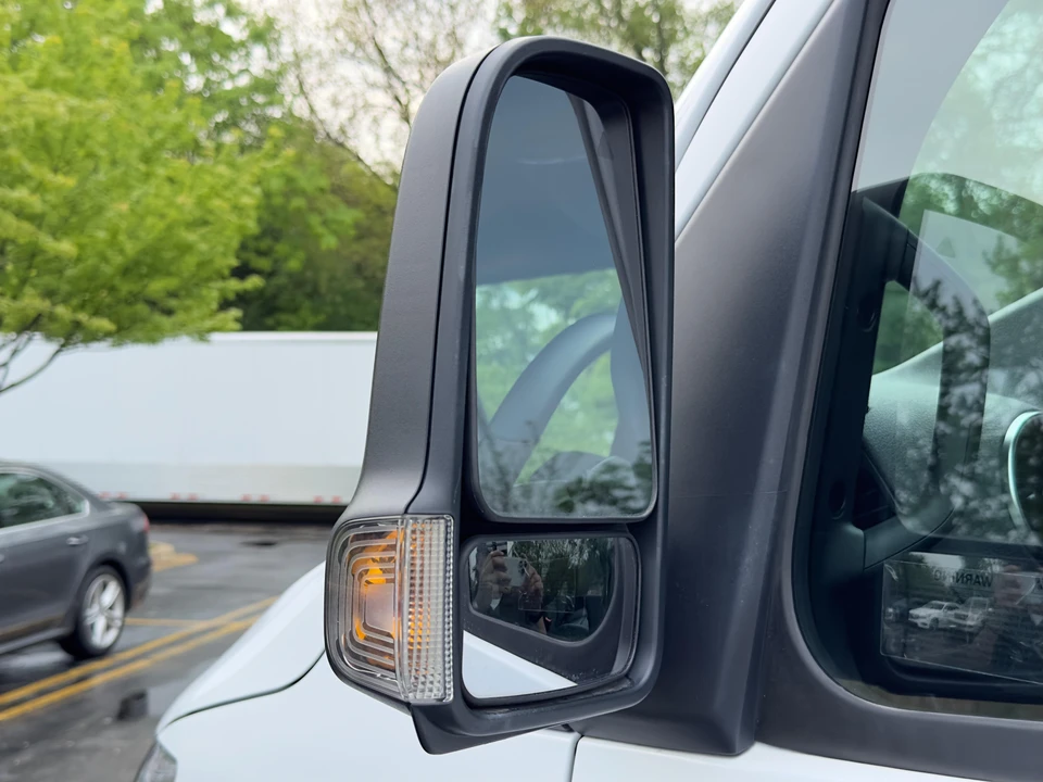 2020 Mercedes-Benz VS30 Sprinter - Image 18 of 31