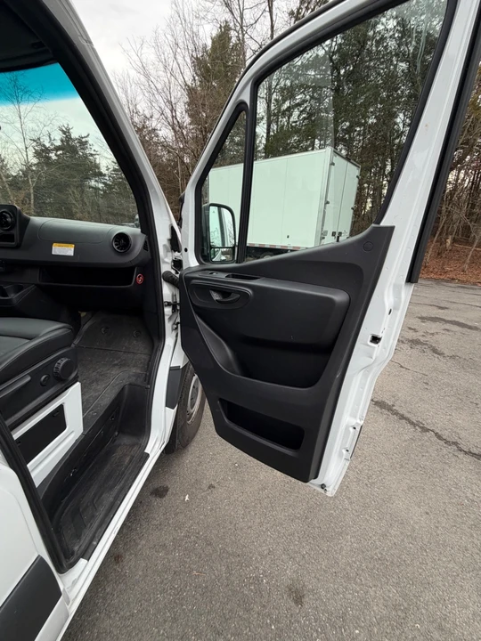 2020 Mercedes-Benz VS30 Sprinter - Image 20 of 21