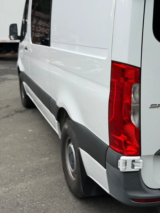 2020 Mercedes-Benz VS30 Sprinter - Image 8 of 21