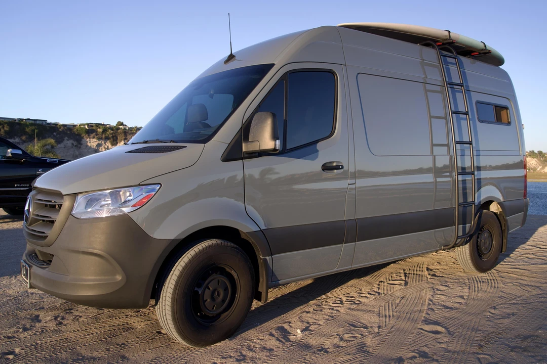 2020 Mercedes-Benz VS30 Sprinter - Image 2 of 31