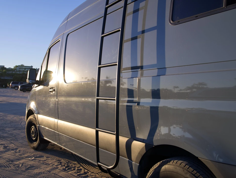2020 Mercedes-Benz VS30 Sprinter - Image 16 of 31
