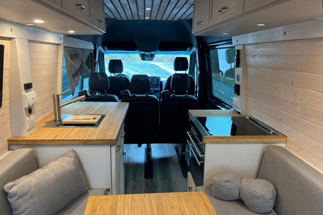 2020 Mercedes-Benz VS30 Sprinter - Image 30 of 31
