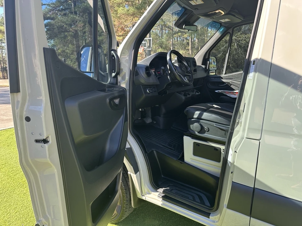 2020 Mercedes-Benz VS30 Sprinter - Image 16 of 21