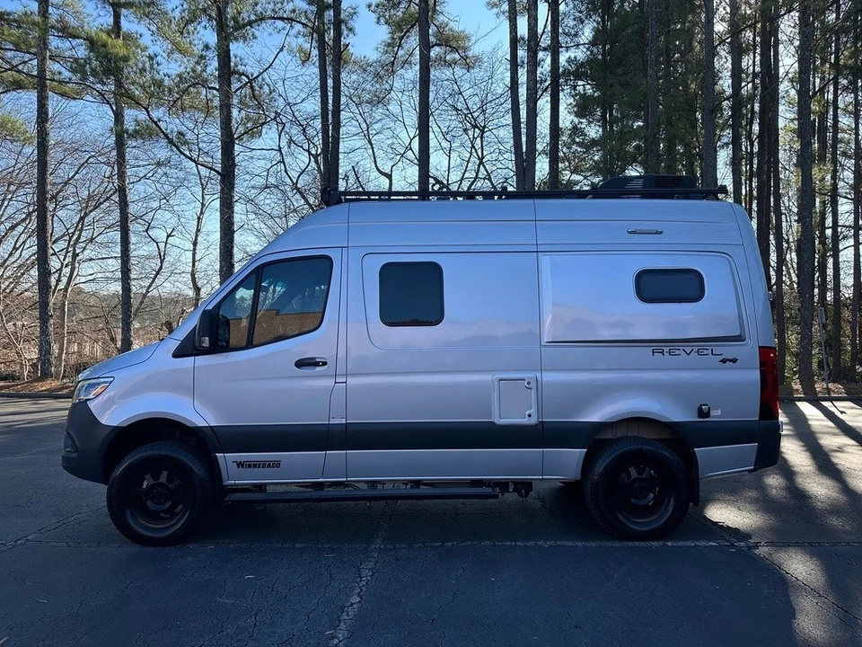 2020 Winnebago - Image 4 of 21