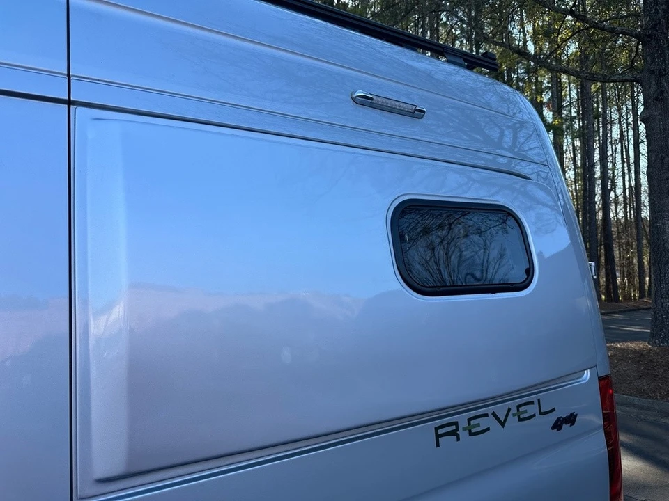 2020 Winnebago - Image 11 of 21