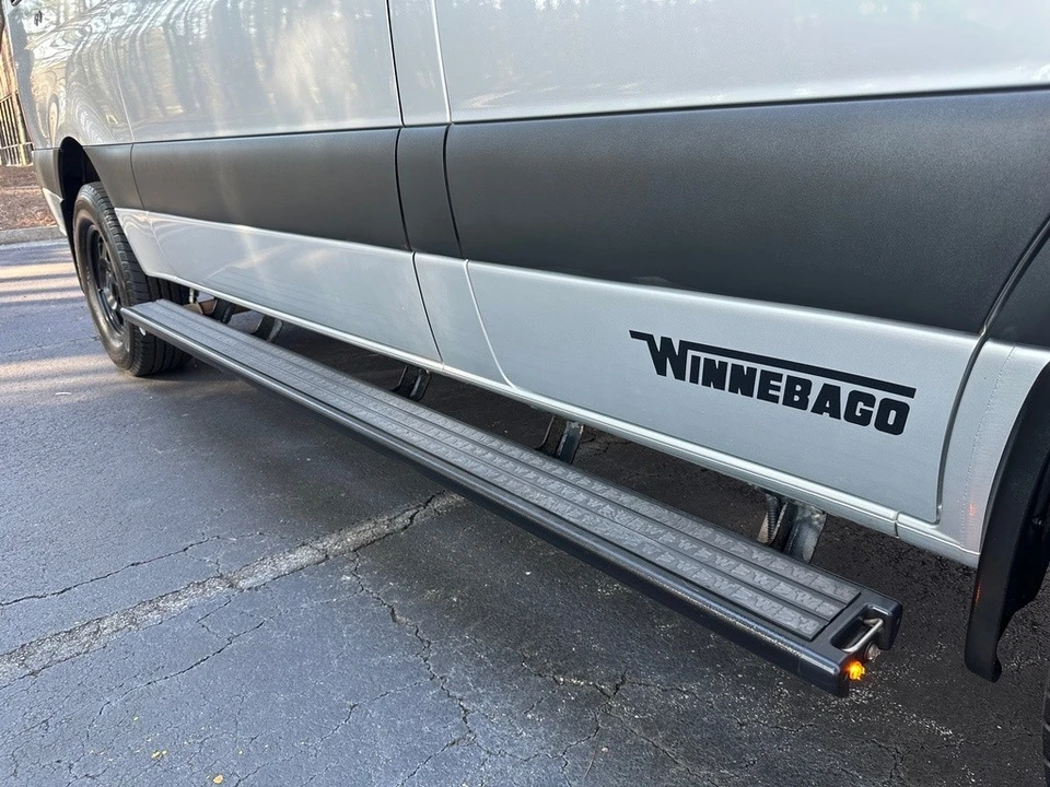 2020 Winnebago - Image 19 of 21