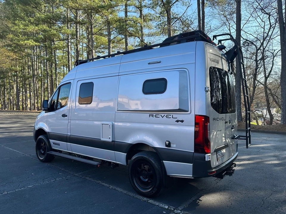 2020 Winnebago - Image 5 of 21