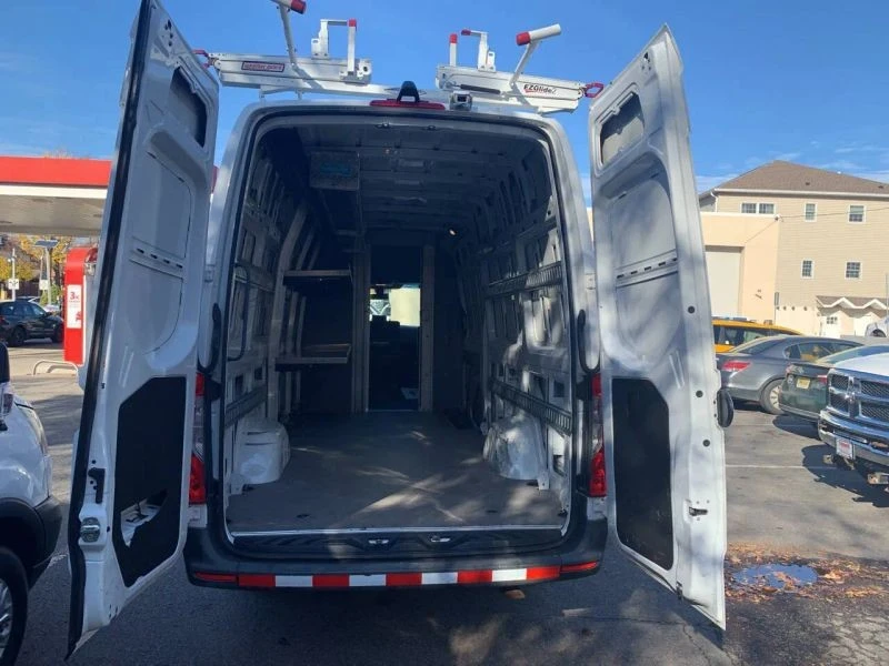 2020 Mercedes-Benz VS30 Sprinter - Image 5 of 12