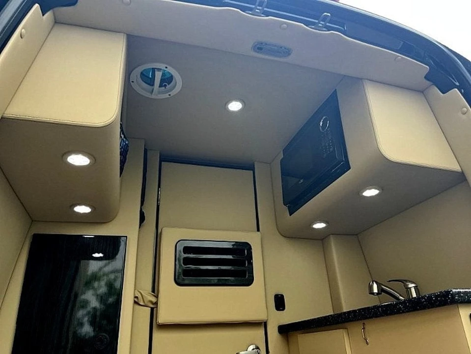 2020 Mercedes-Benz VS30 Sprinter - Image 15 of 21