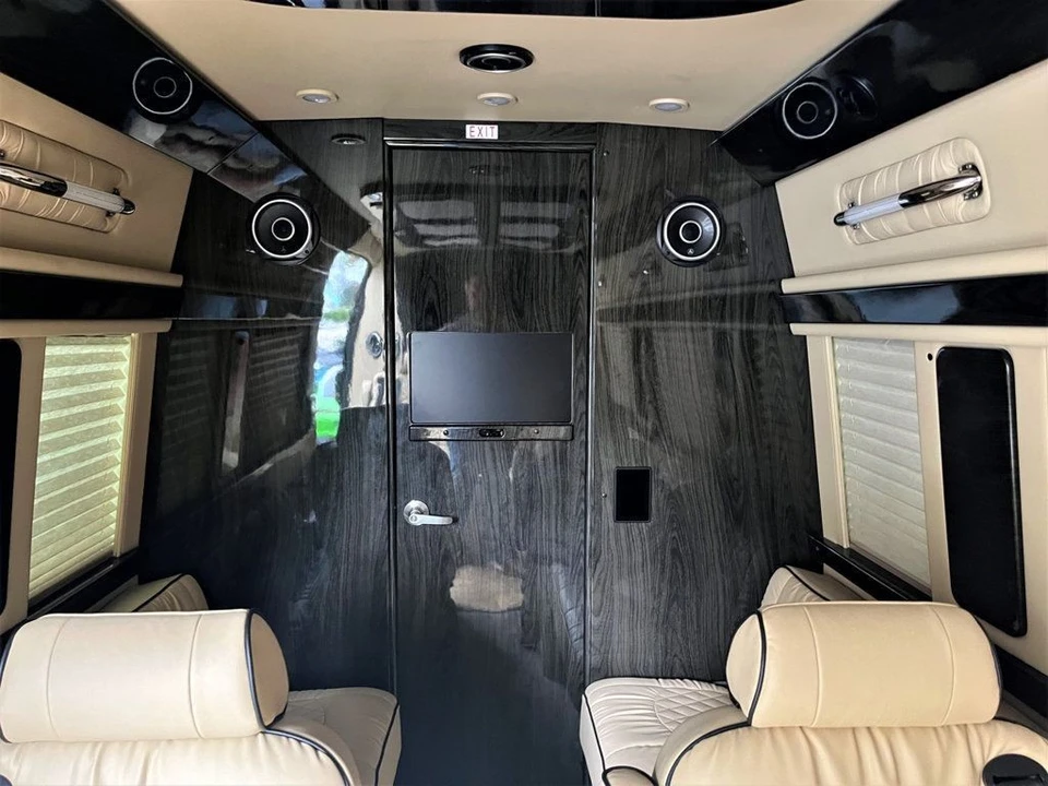 2020 Mercedes-Benz VS30 Sprinter - Image 9 of 21
