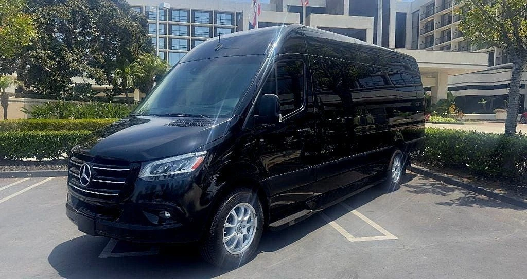 2020 Mercedes-Benz VS30 Sprinter - Image 2 of 21