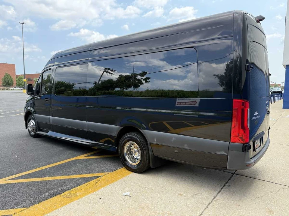 2020 Mercedes-Benz VS30 Sprinter - Image 8 of 21