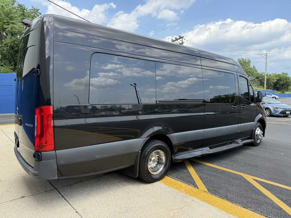 2020 Mercedes-Benz VS30 Sprinter - Image 10 of 21