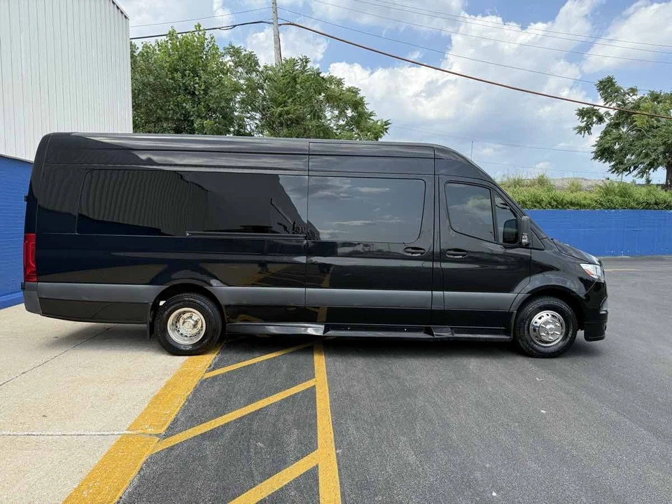 2020 Mercedes-Benz VS30 Sprinter - Image 12 of 21