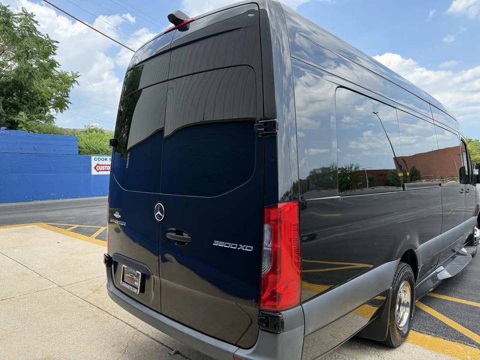 2020 Mercedes-Benz VS30 Sprinter - Image 9 of 21