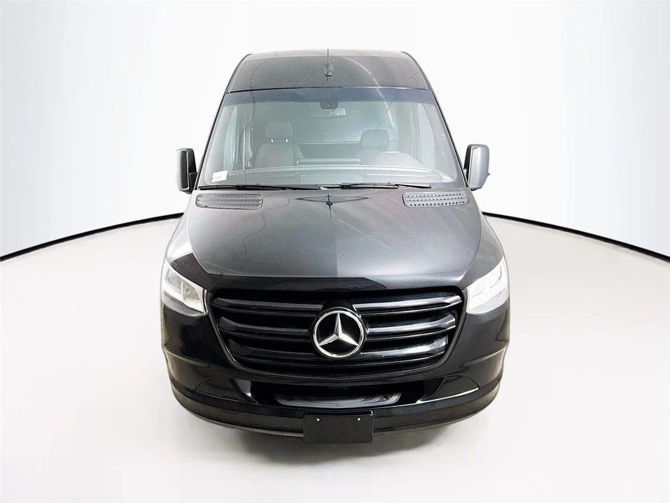 2020 Mercedes-Benz VS30 Sprinter - Image 2 of 21