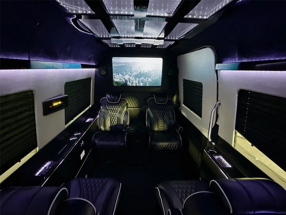 2020 Mercedes-Benz VS30 Sprinter - Image 19 of 21
