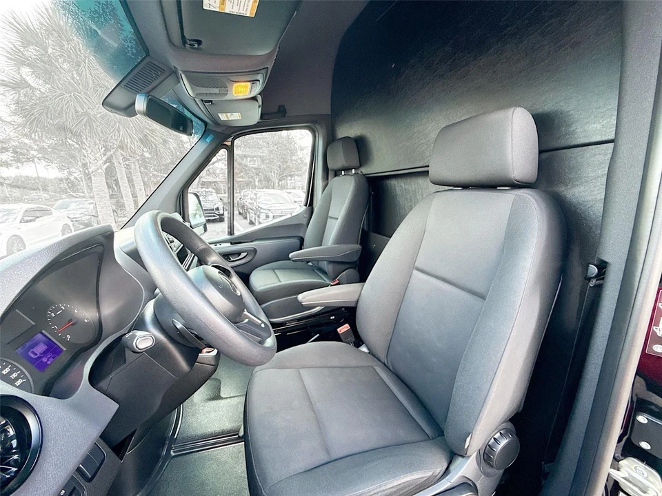 2020 Mercedes-Benz VS30 Sprinter - Image 8 of 21