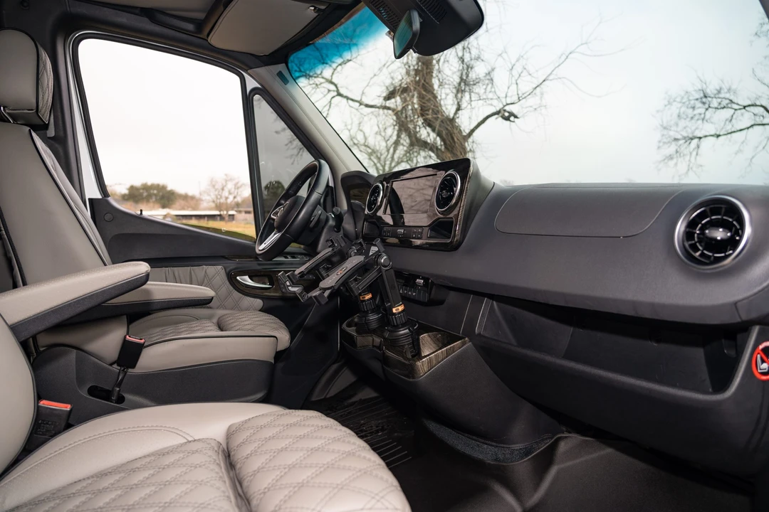 2020 Mercedes-Benz VS30 Sprinter - Image 29 of 31